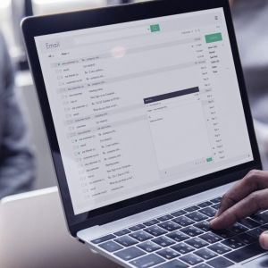 Spying On Employees 6 M WEB (Demo)
